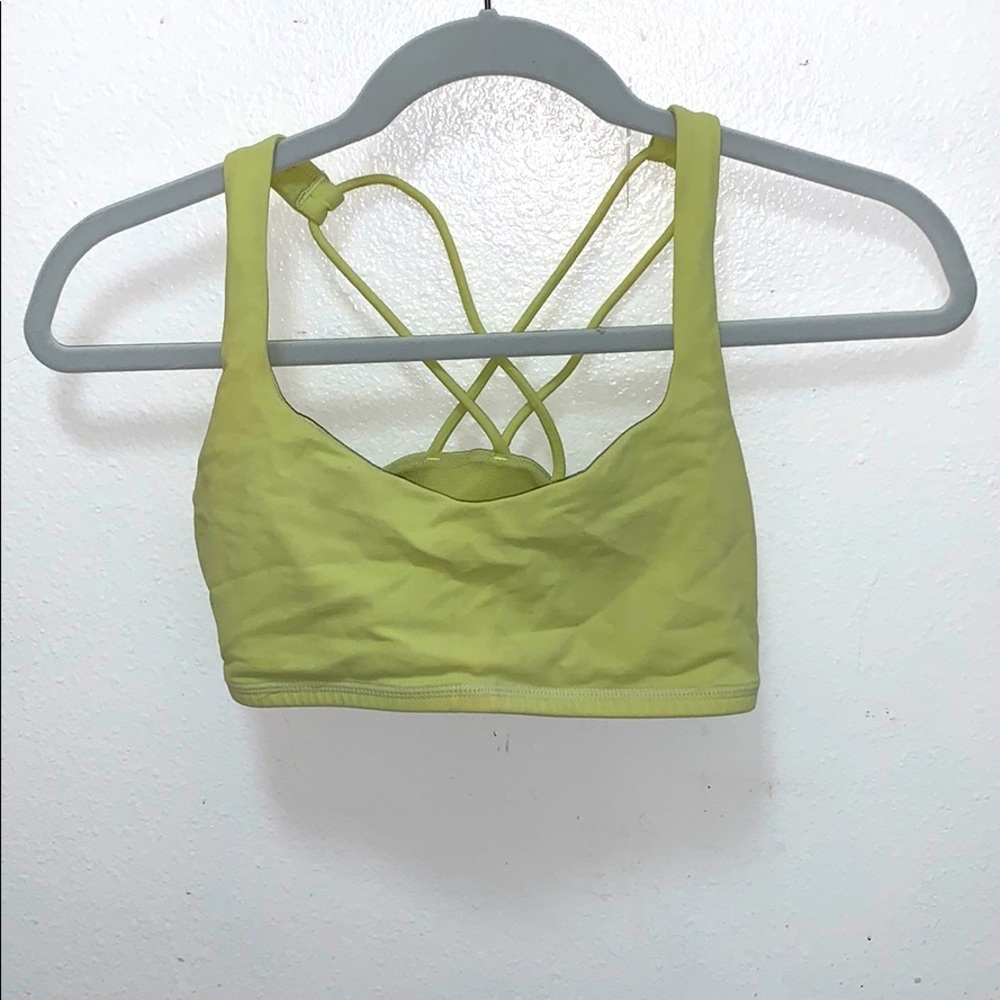 LULULEMON SPORTS BRA